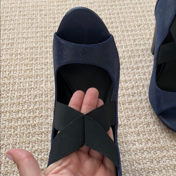 Strap sandals - Picture 3 of 6